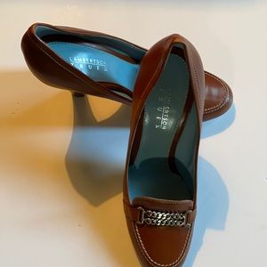 NWOT - Lanberston Truex pumps